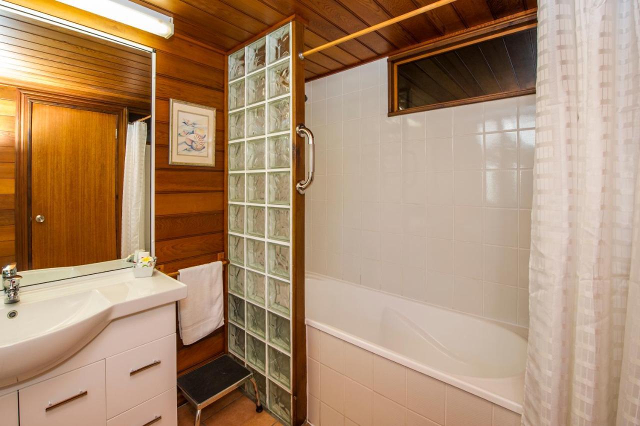 Beachside Cottage - A Private Peaceful Hidden Gem 50M To Beach Nelly Bay Экстерьер фото